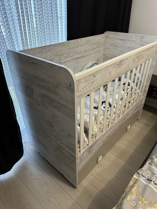 Бебешка кошара и скрин