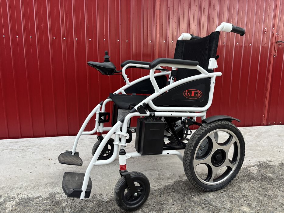 Fotoliu rulant electric Antar