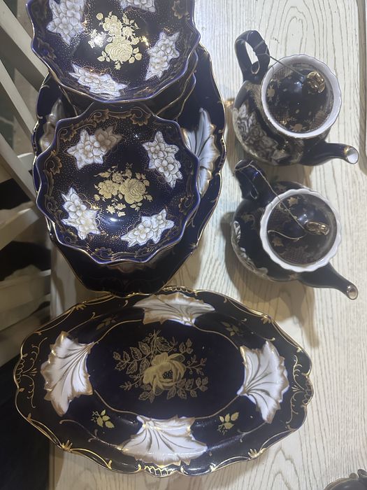 кора чинни идишлар яхши холатда