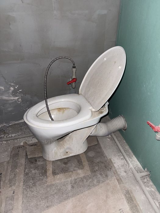 Унитаз рабочий на стройку