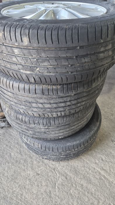 Продам комплект колёс