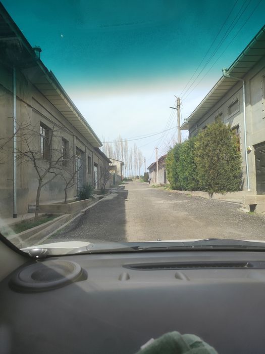 Yer sotilad 3/5 sotiq 14.000