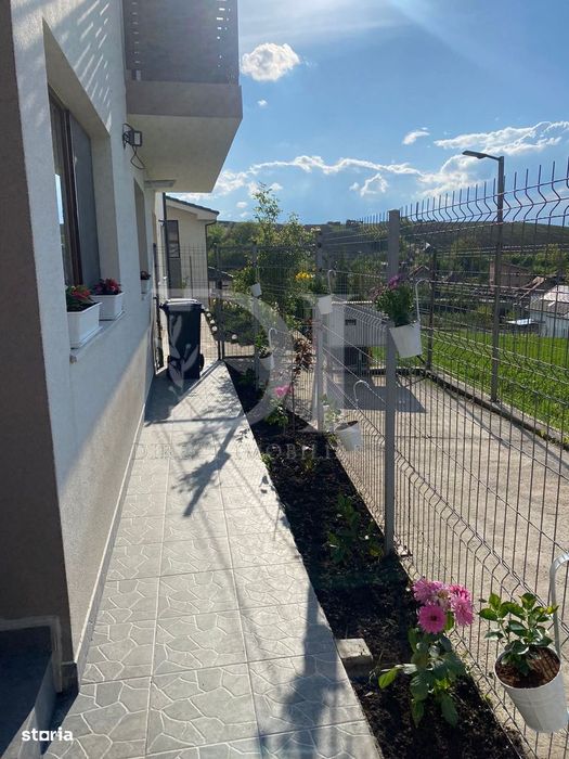 Duplex modern de vânzare – Dezmir, jud. Cluj