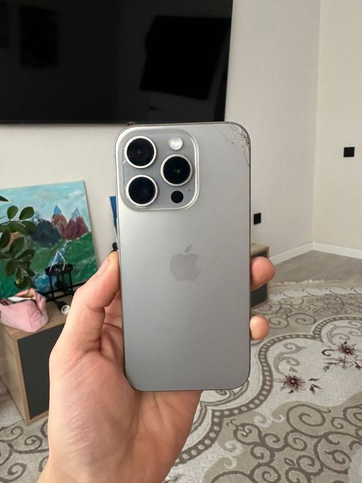 Продам айфон 15про 256