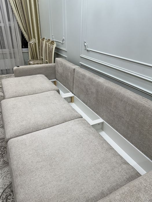 Продам диван в отличном состоянии