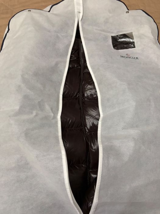 Куртка MONCLER новая