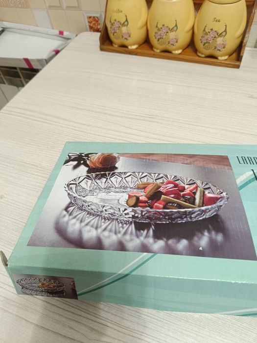 Продам посуду новую