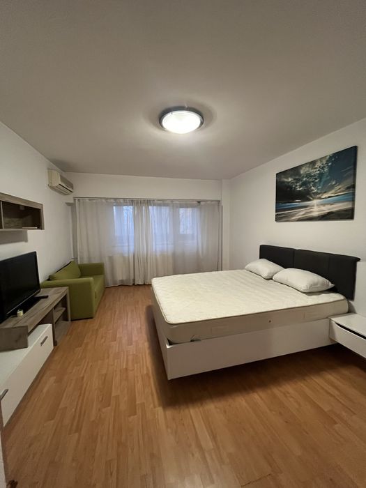 Proprietar ,ofer spre inchiriere garsoniera zona Nerva Traian -Unirii