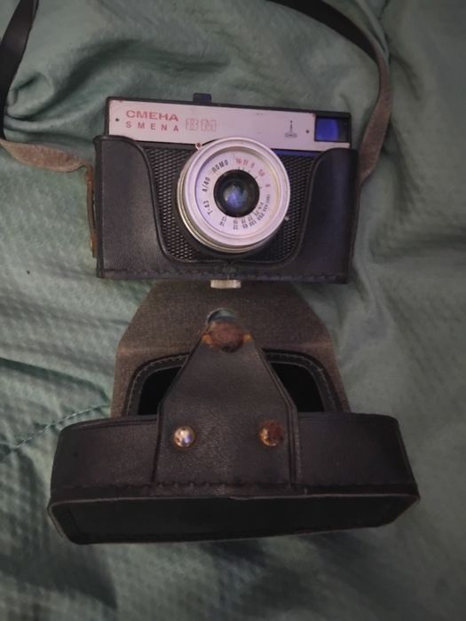 Продавам фотоапарат СМЯНА 8М