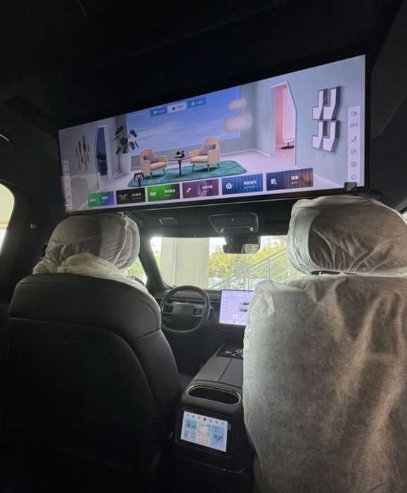 Lynk & Co 900 2.0 Turbo 2025