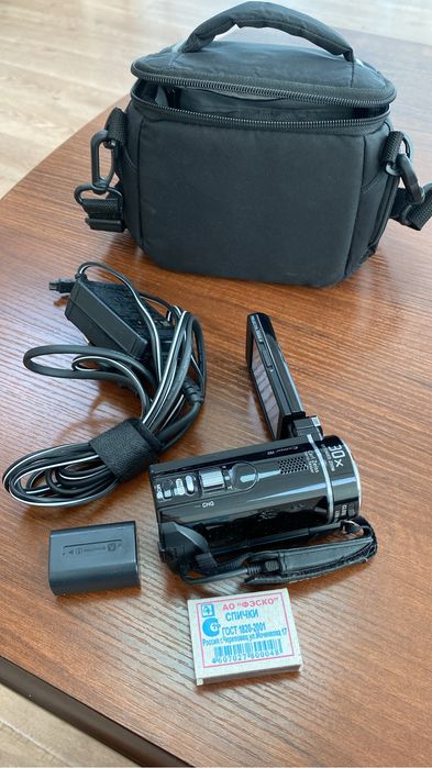 Срочно продам видеокамеру