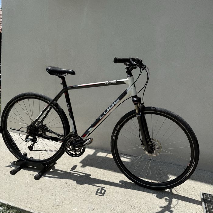 Bicicleta Cube Cross Country / Oraș
