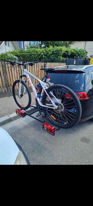 Vând suport pentru 2 biciclete