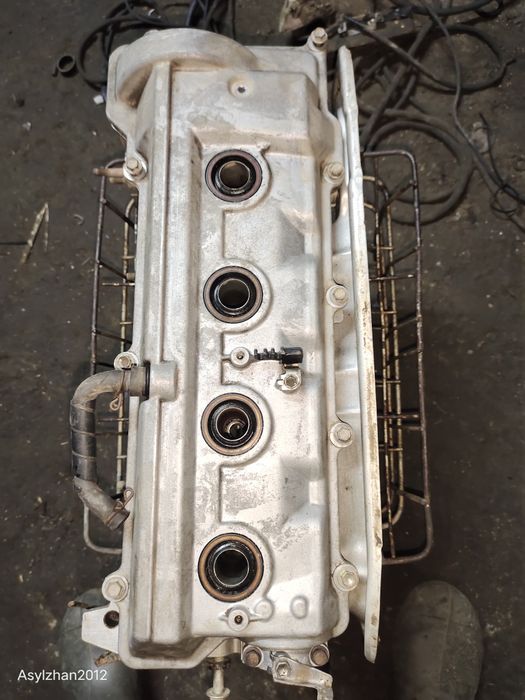 Головка на тайоту превия