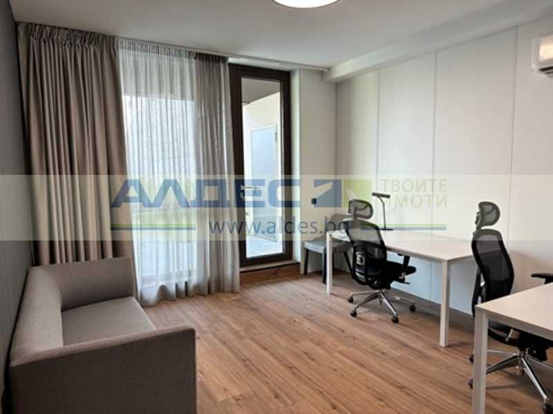 Дава се под наем Тристаен апартамент в София, Бояна - 341 кв.м за 4289.1 € - Снимка #6