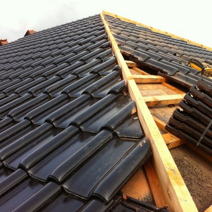 Acoperișuri dulgherie reparati
Acoperișuri și Mansardari sist