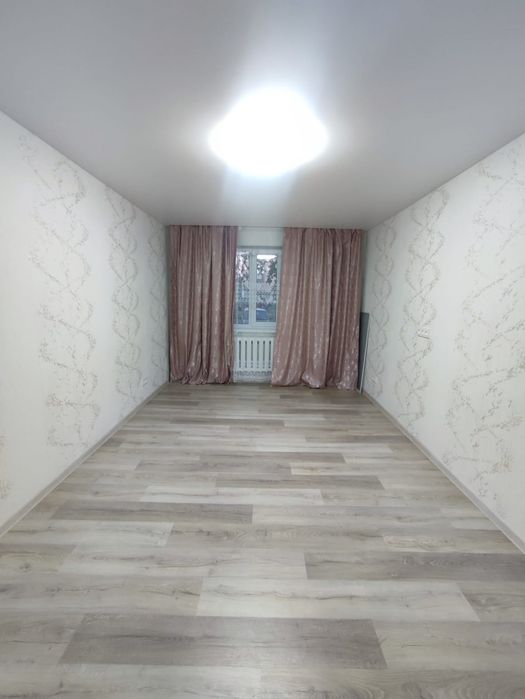 Продам 2 комнатную квартиру