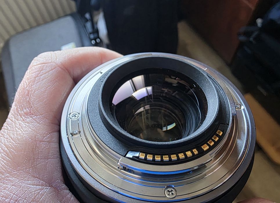 Obiectiv Canon RF 24mm f1.8 la cutie si factura, ca nou