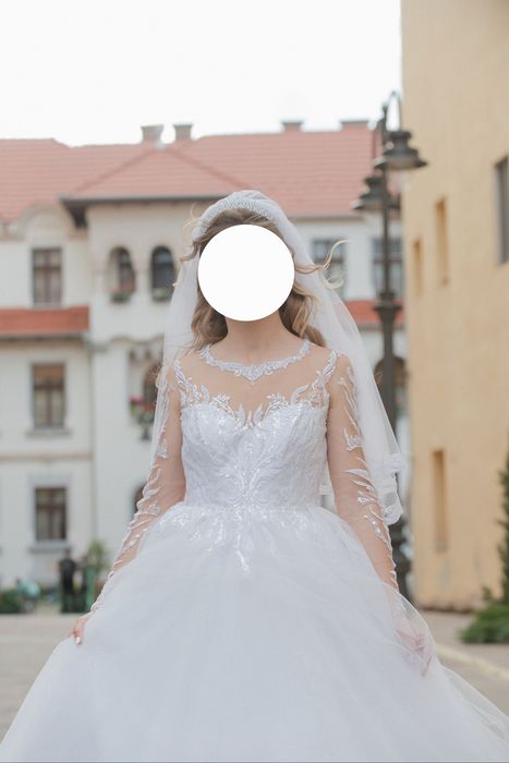 Rochie mireasa stil printesa