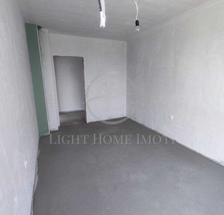 Продава се Тристаен апартамент в Пловдив, Христо Смирненски - 90 кв.м за 788 €/кв.м - Снимка #3