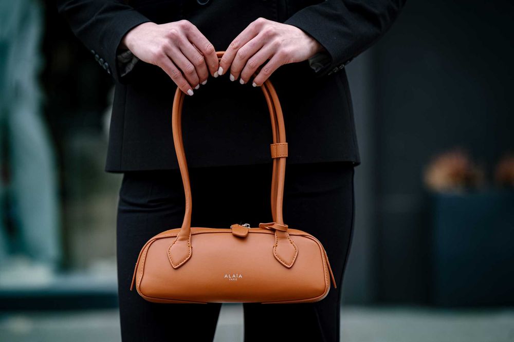 Нова дамска чанта ALAIA