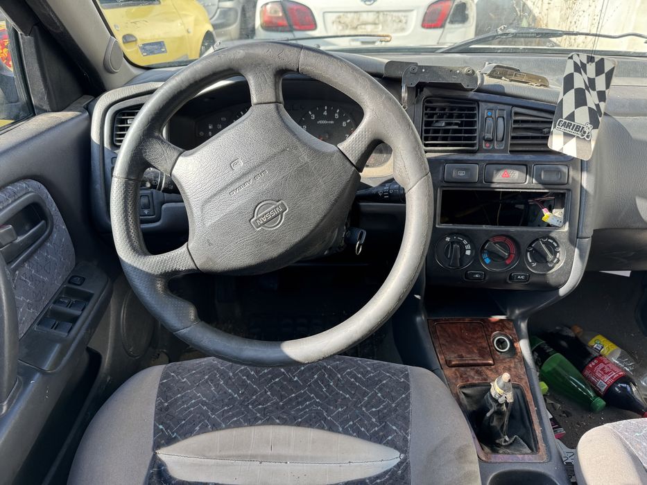 Nissan Primera 2.0i 16v 1997г На Части