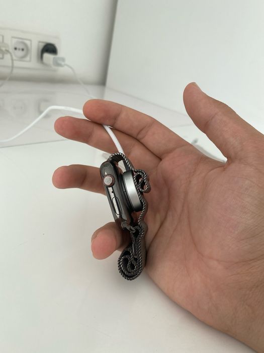 Apple Watch 9 45 mm, stainless steal