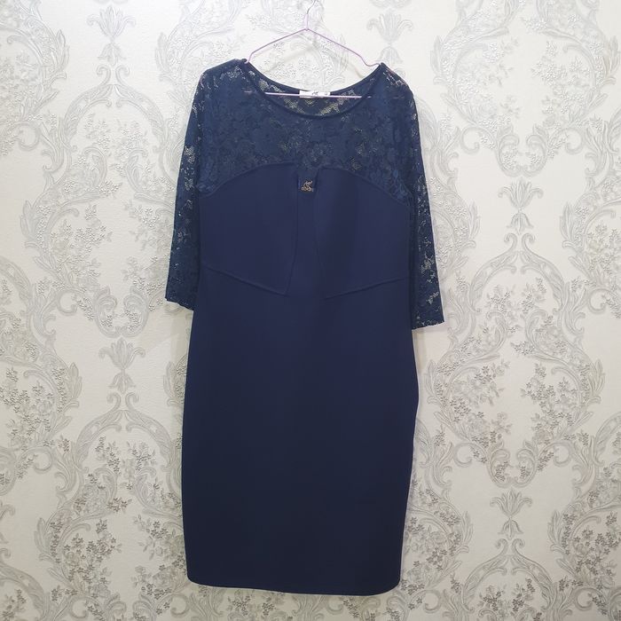 Продаются платья  нарядные