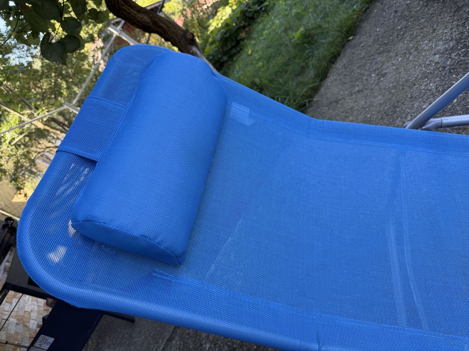 Sezlonguri plaja piscina