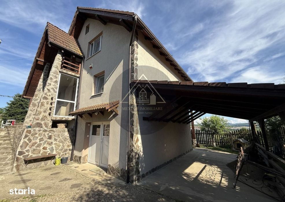 Casa moderna de vanzare, Medias