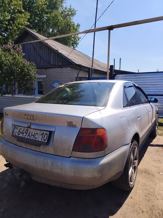 Продам ауди а4 б5 1.8