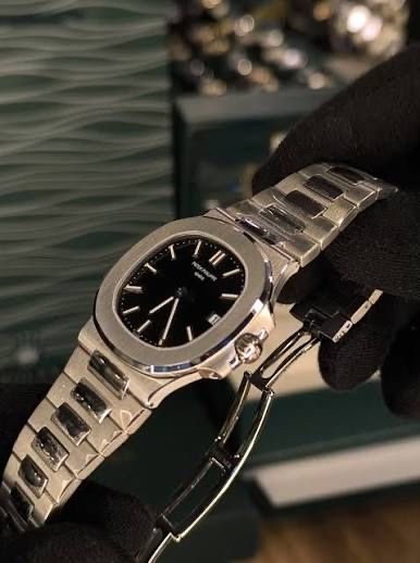 Часовници АВТОМАТИЧЕН механизъм с сапфирено стъкло