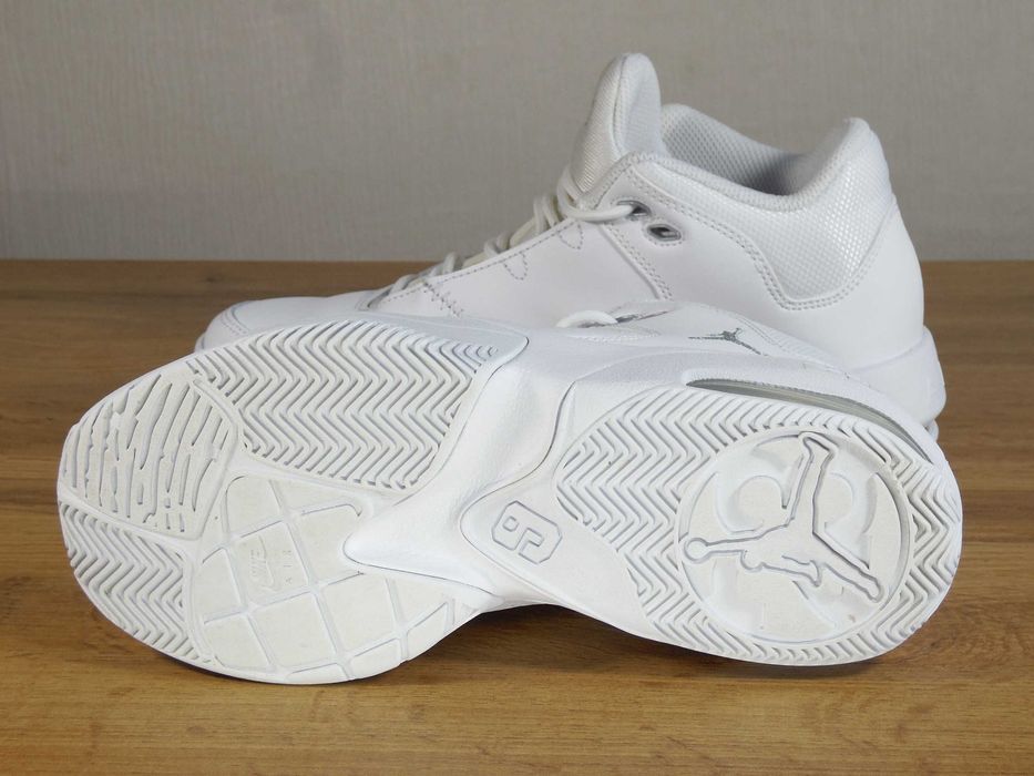 Air Jordan Max Aura 3 - 38 номер Оригинални! кожени унисекс