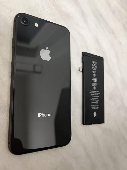 Piese 100/100 originale noi compatibile cu iphone 8.