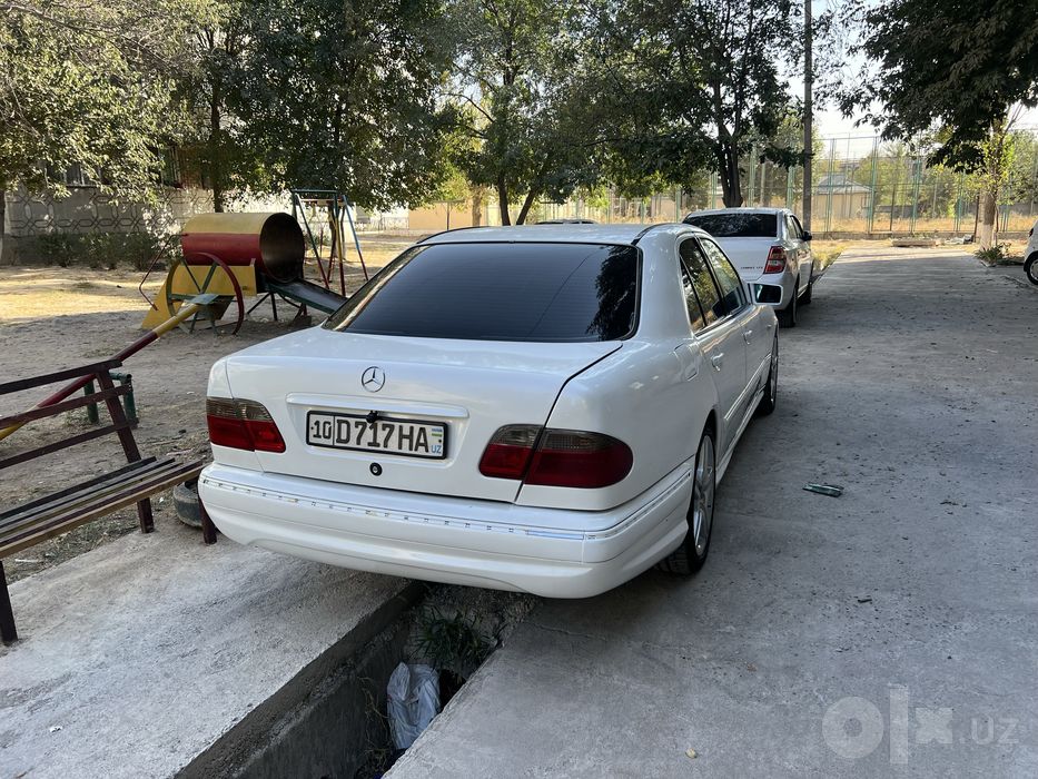 Mercedes-Benz E280 W210