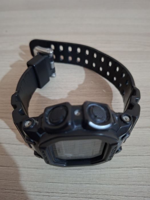 Часы Casio GX-56BB 1ER кварцевые б/у