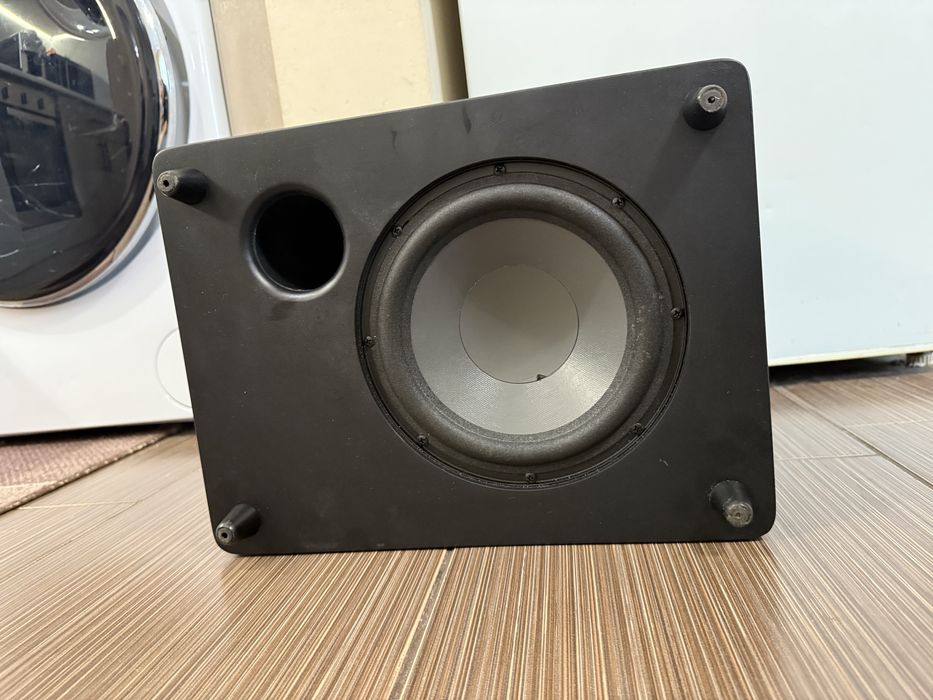 Активен Subwoofer Boston 8”