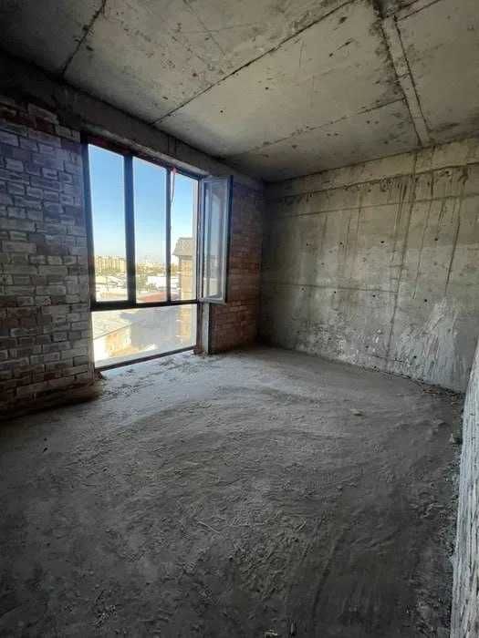 Solaris . 3/7/10, 75м2 Кушбеги, Братские срочно !!