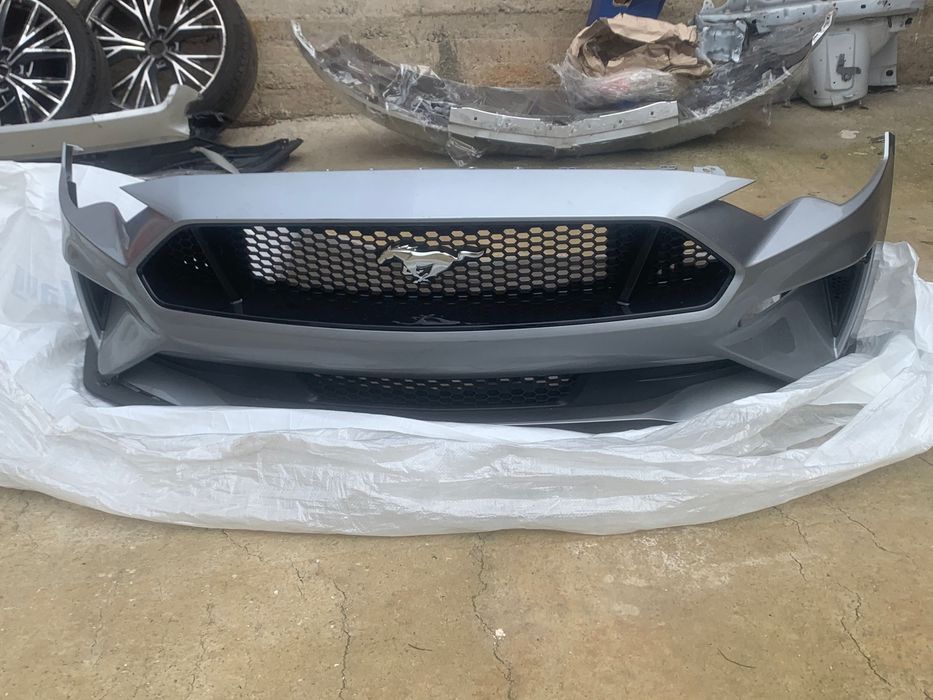 Авто части за  FORD MUSTANG,CAMARO,DODGE и други