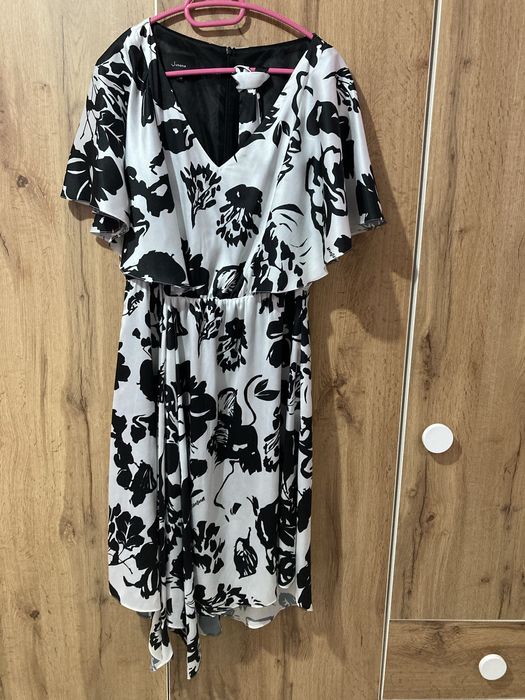 Рокля Junona, нова без етикет