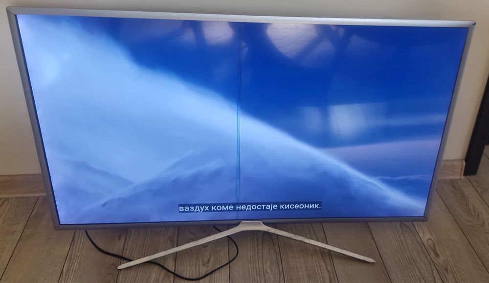 Vand tv Samsung smart 108cm