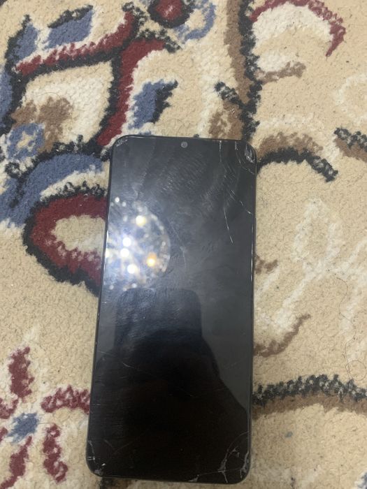 Vivo Y31 беті істиді