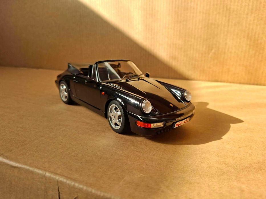 Porsche 911 Carrera 4 cabrio 1990 Norev 1:18