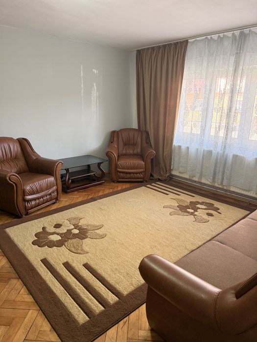 Apartament doua camere de inchiriat