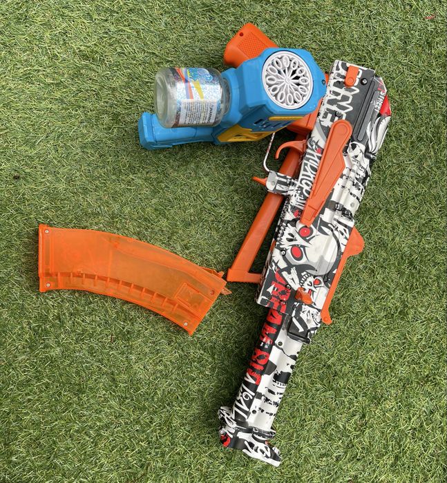 Pusca jucarie +bonus pistol baloane