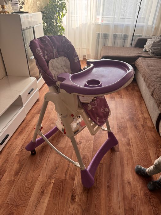 Срочно Продам детский стульчик для кормления