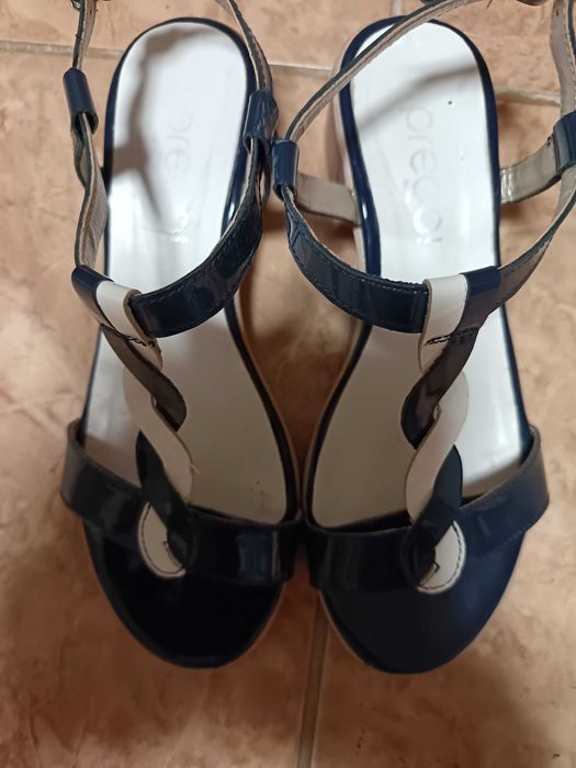Sandale noi. Prego. Nr 36