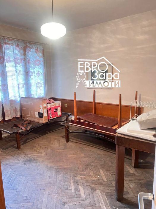 Продава се Четиристаен апартамент в Стара Загора, Център - 84 кв.м за 1548 €/кв.м - Снимка #3