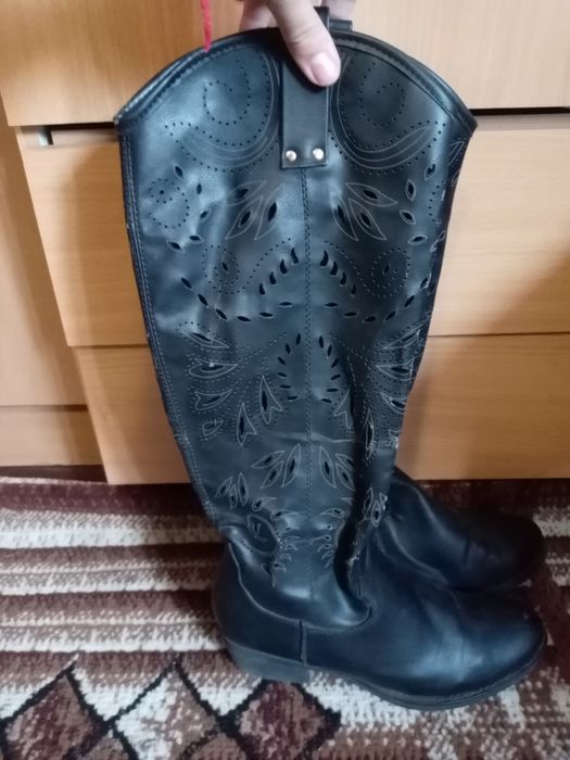 Продавам дамски токчета и ботуши