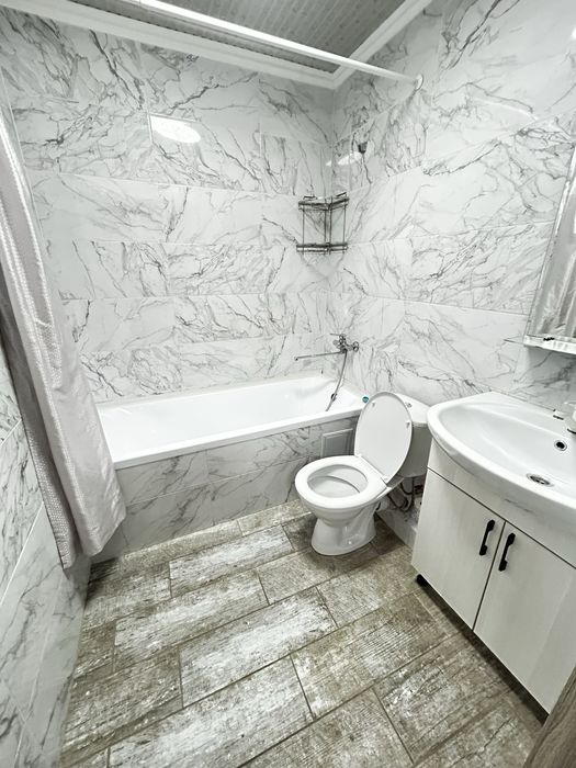 Сдам кварттру пусуточно